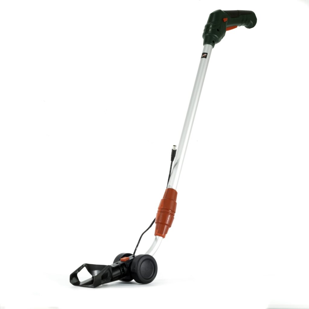 Webb Cordless 7.2V 2 in 1 Grass and Shrub Shears with Telescopic Pole Handle 5055661905718