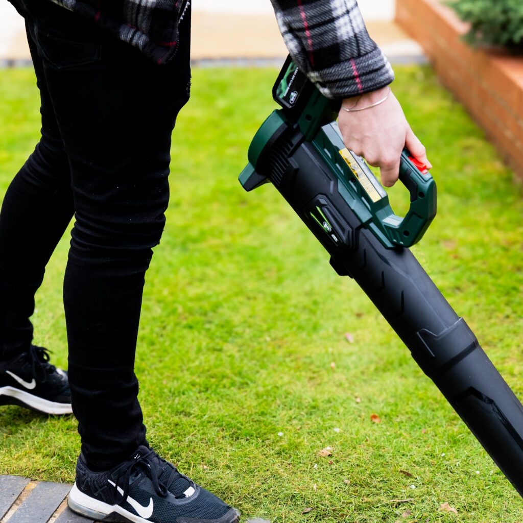 Webb 20v 160mph Cordless Axial Blower (Tool Only) 5055661905688