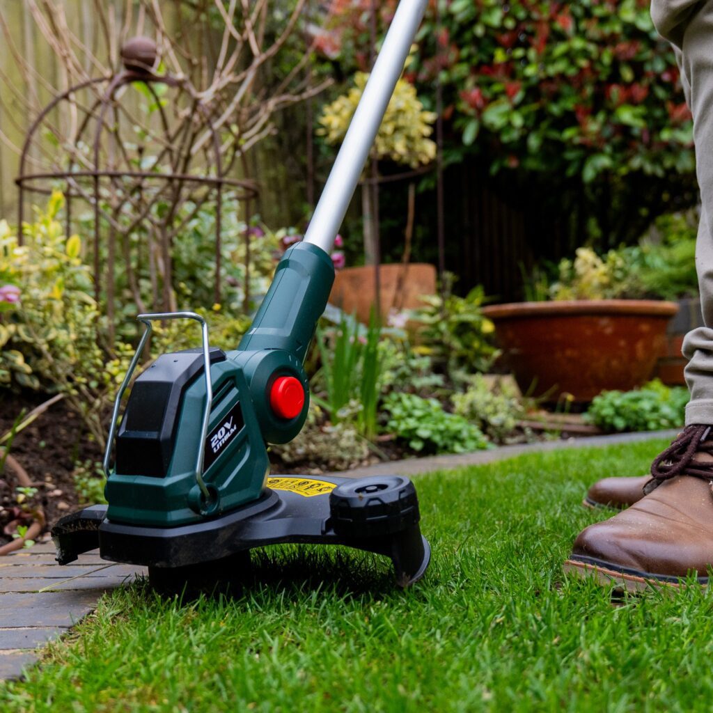 Webb 20V 30cm (12″) Cordless Linetrimmer (Tool Only) 5055661905626
