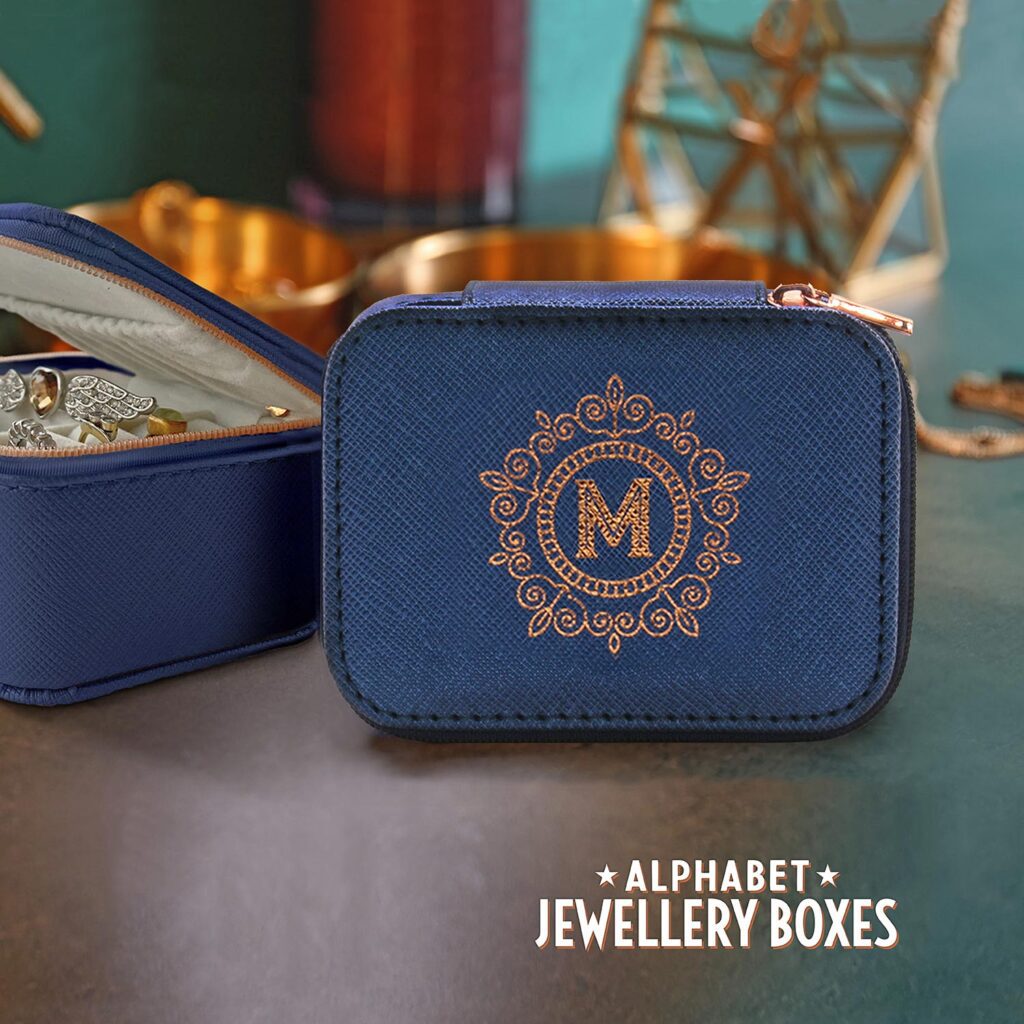 Alphabet Jewellery Cases – M 886767535340 2