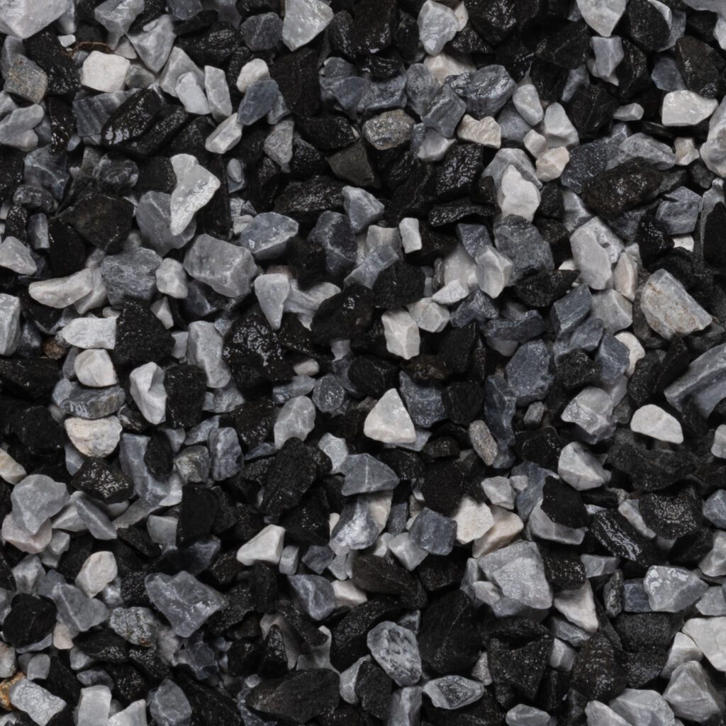 Meadow View Stone Black Ice Chippings 14-20mm Bulk Bag 5060013466113 2