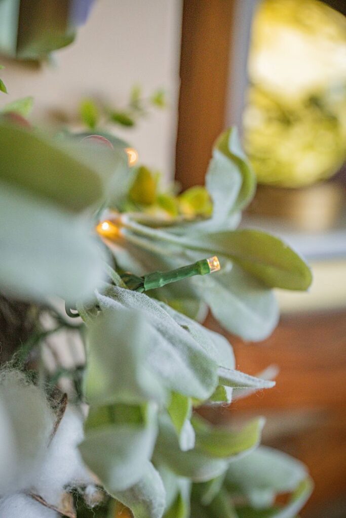 BOSK Eucalyptus Berry 26″ Christmas Wreath With 50 8 Function Lights 5061064663803 2