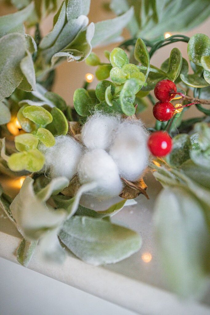 BOSK Eucalyptus Berry 26″ Christmas Wreath With 50 8 Function Lights 5061064663803 2