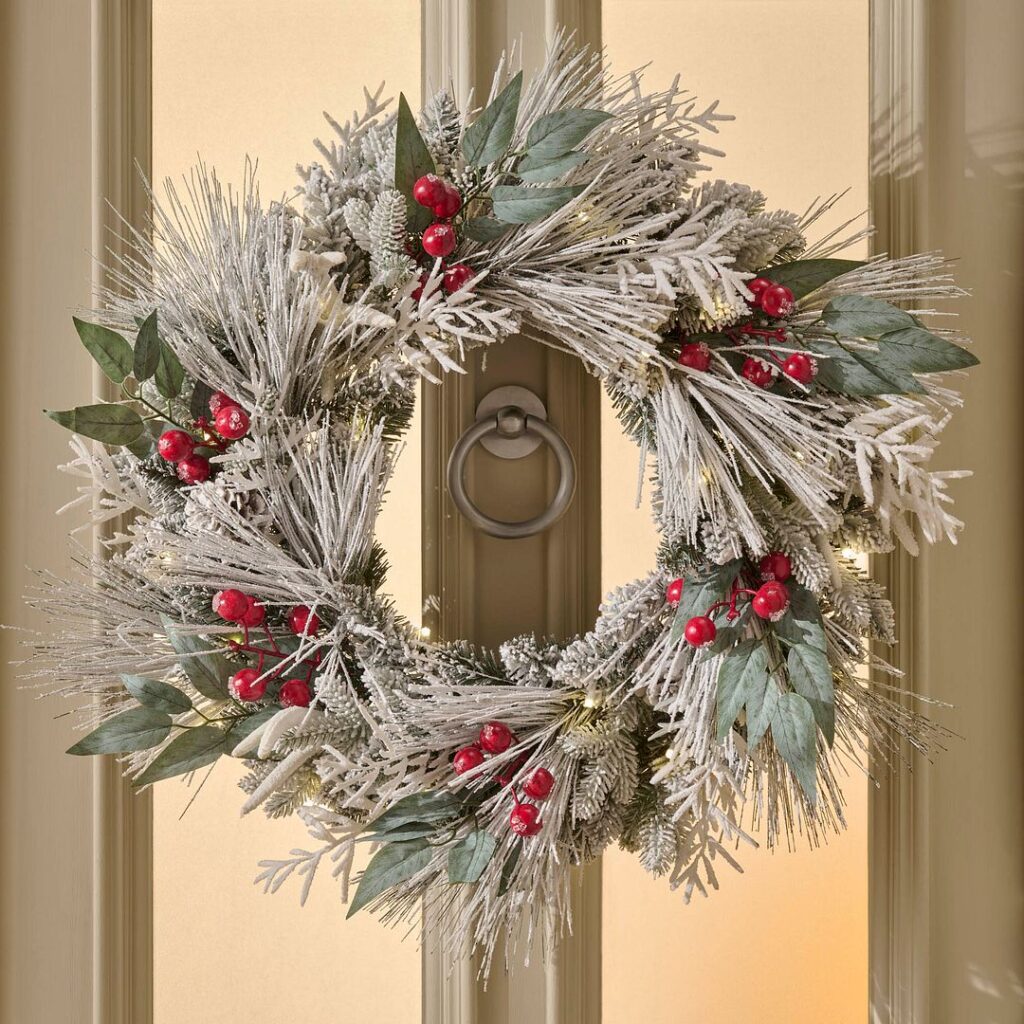 BOSK Jack Frost 26″ Christmas Wreath With 50 Warm White Lights 5061030164969 2