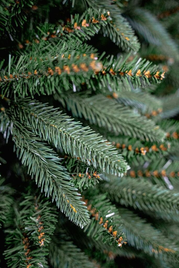 BOSK Laurieston Pine – 6.5ft Artificial Christmas Tree 5061030163337 2