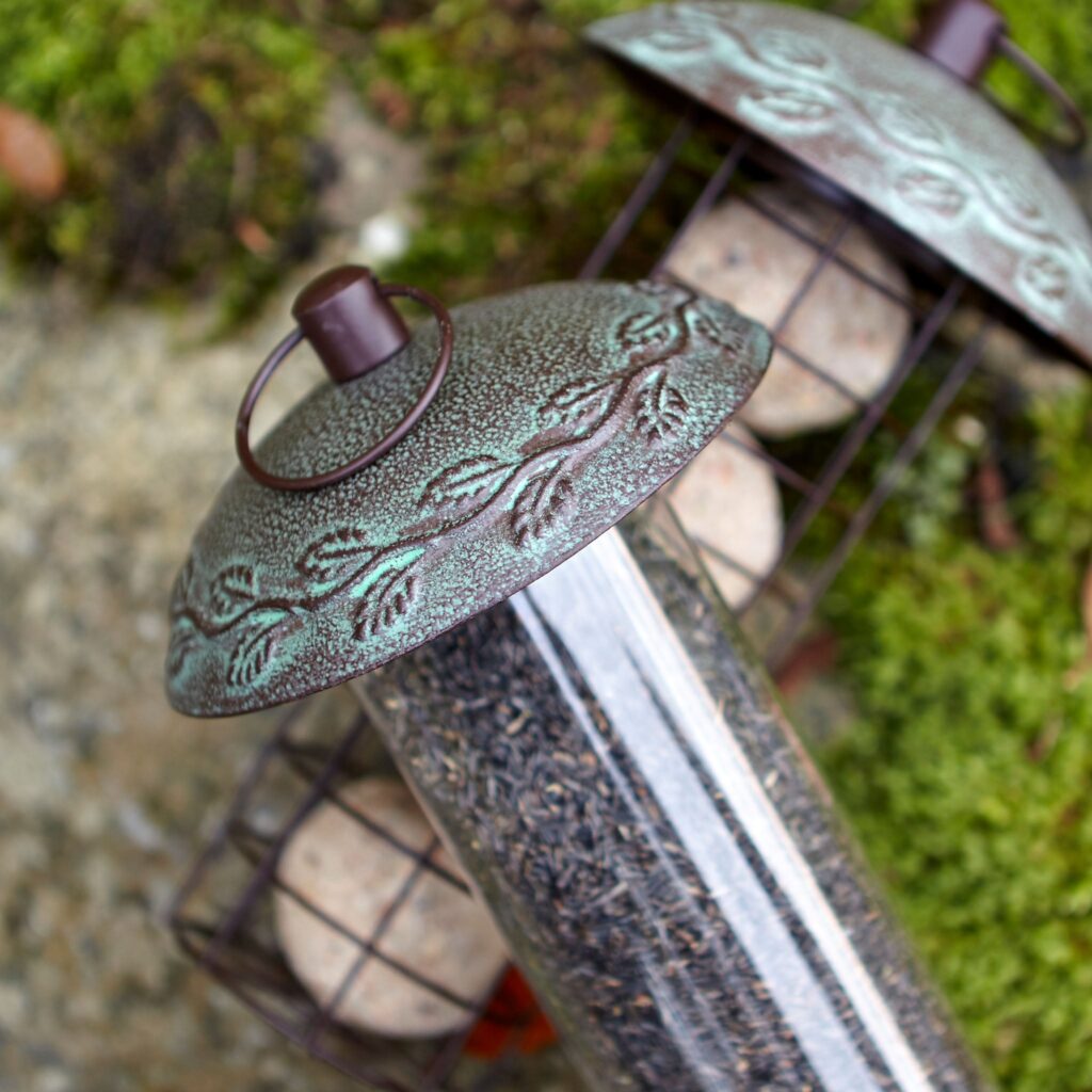 Peckish Secret Garden Nyjer Seed Bird Feeder 5060235442490 2